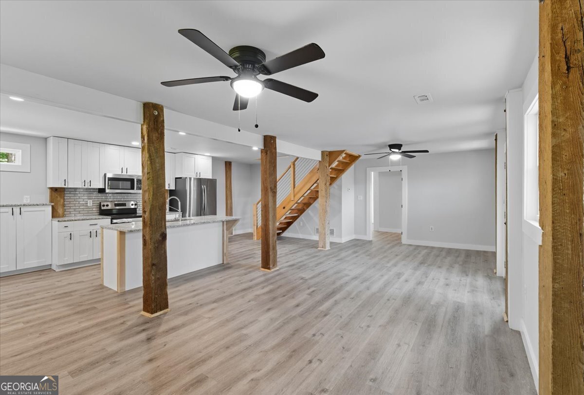 96 Collins Road Rome - 12