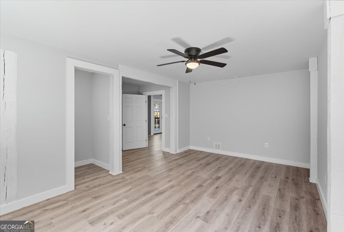 96 Collins Road Rome - 26