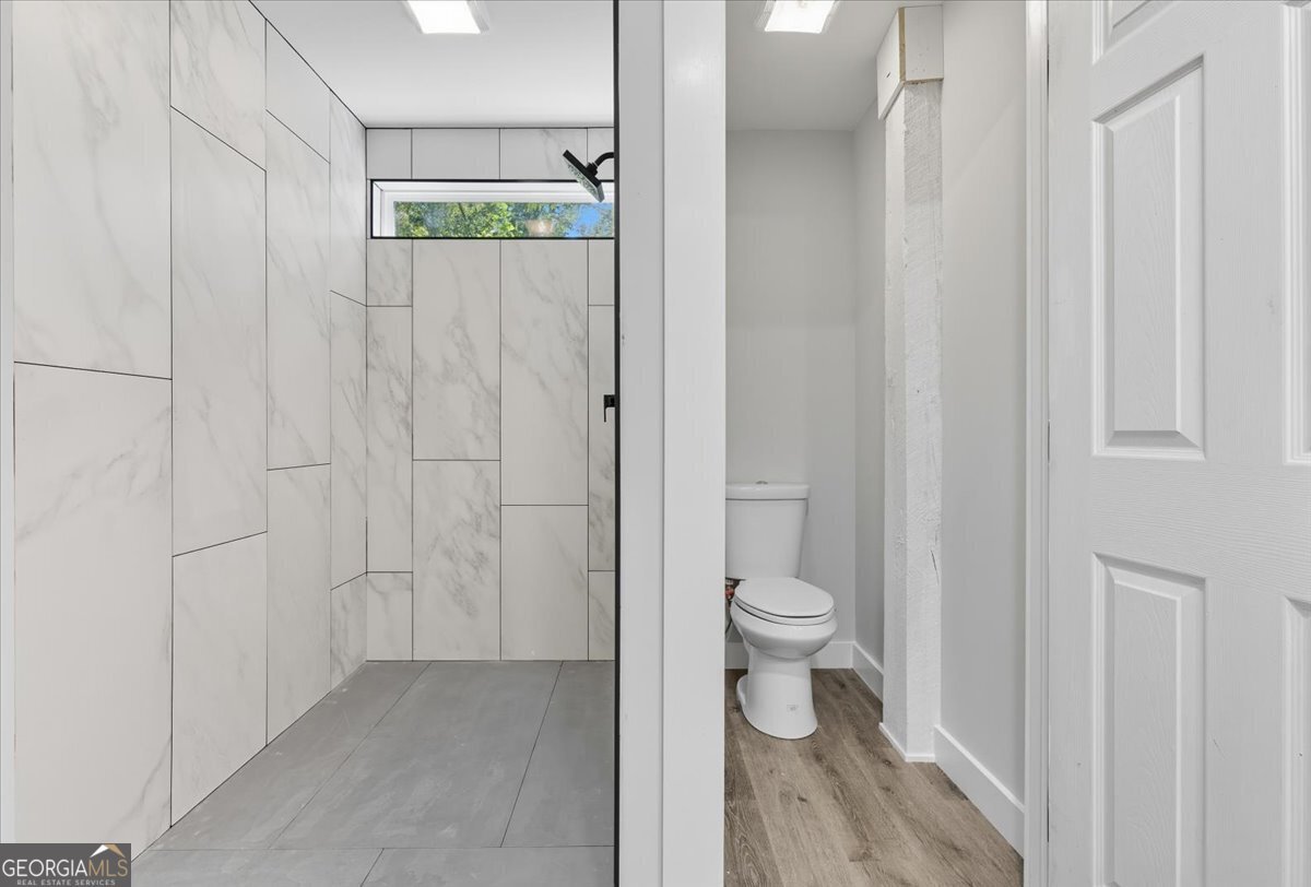 96 Collins Road Rome - 28