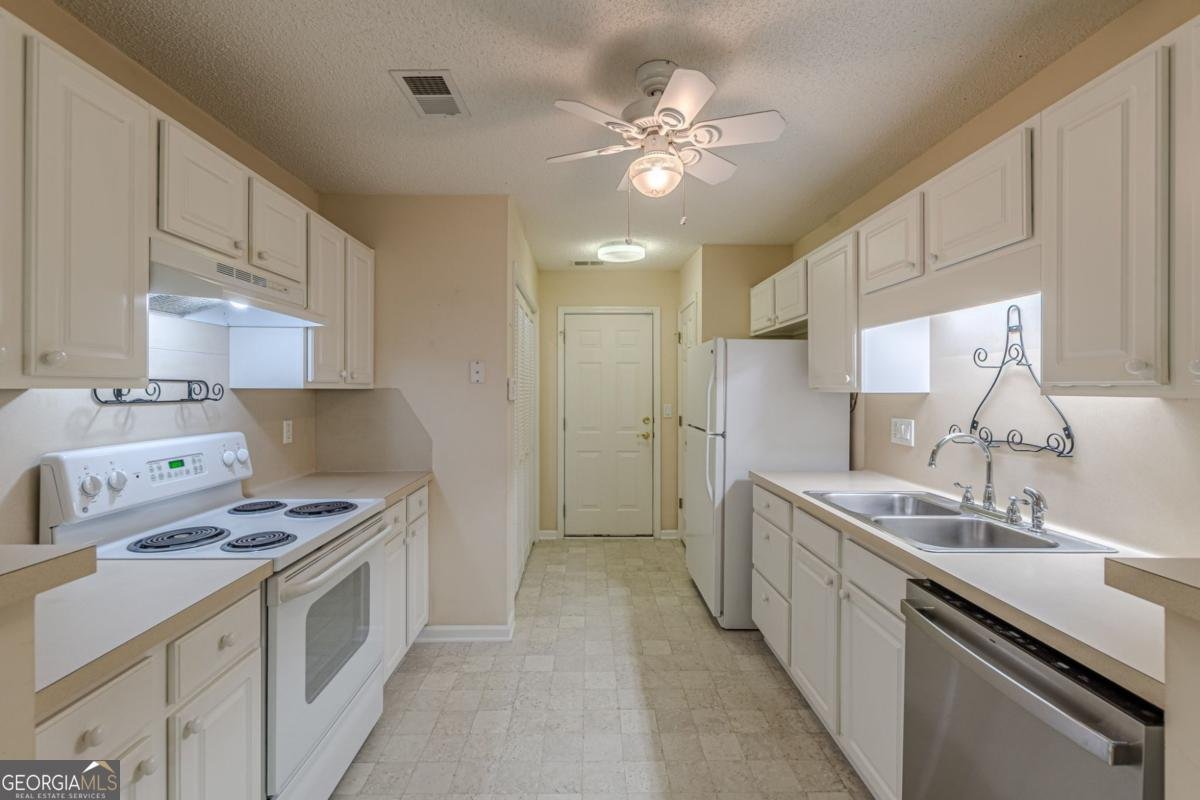 711 Azalea Avenue Mcdonough - 22