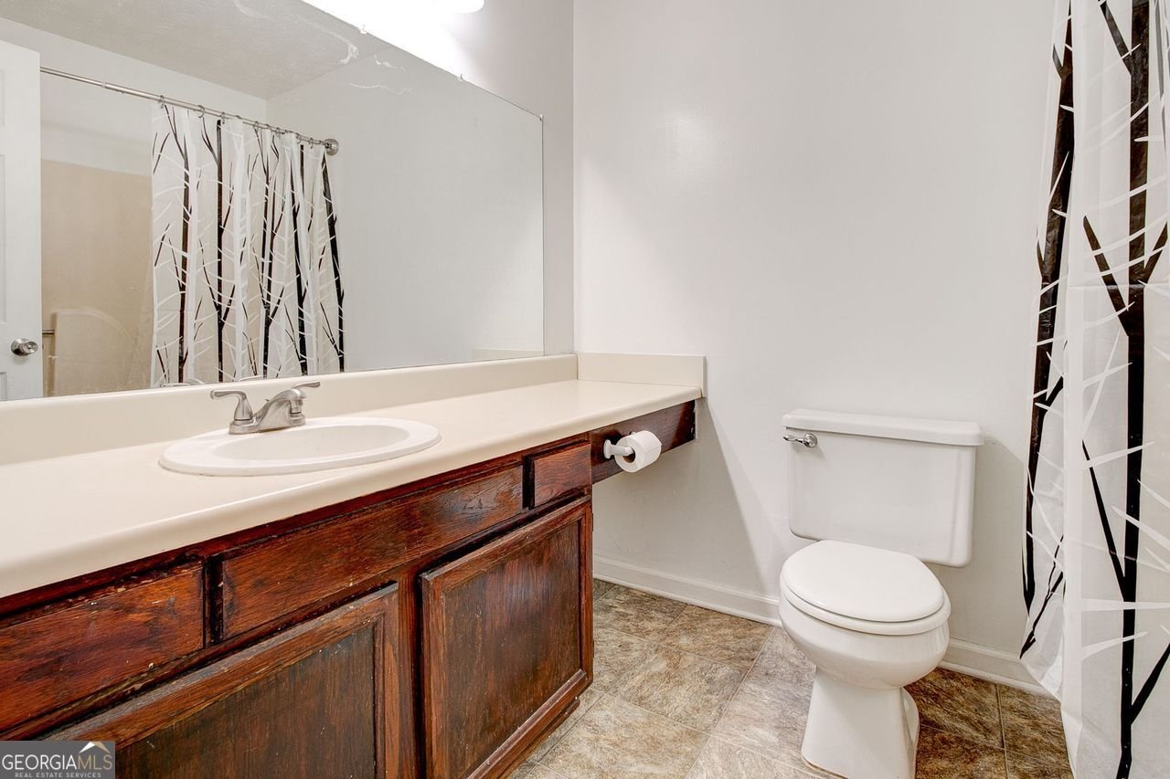 352 MEADOW TRACE Drive Auburn - 11