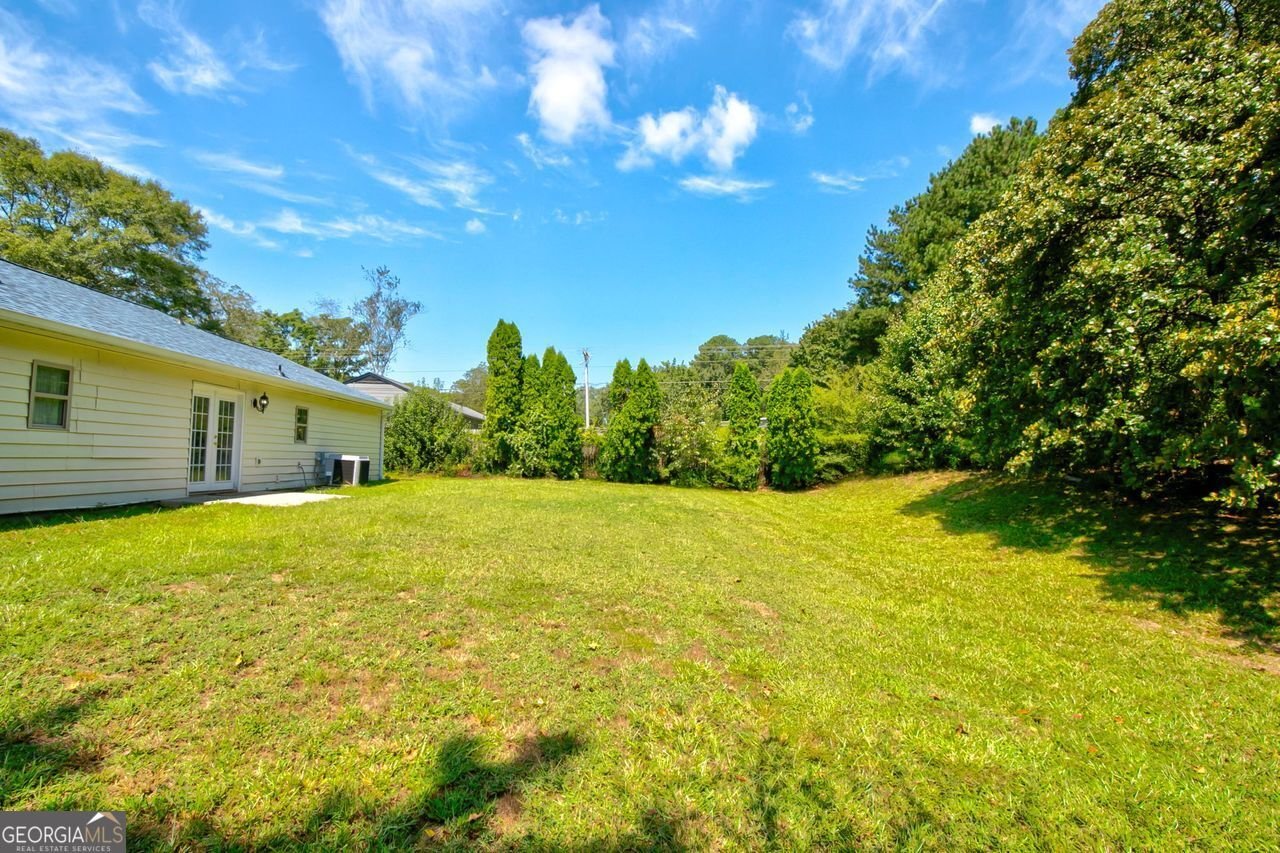 352 MEADOW TRACE Drive Auburn - 21