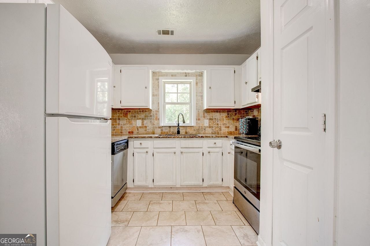 352 MEADOW TRACE Drive Auburn - 3