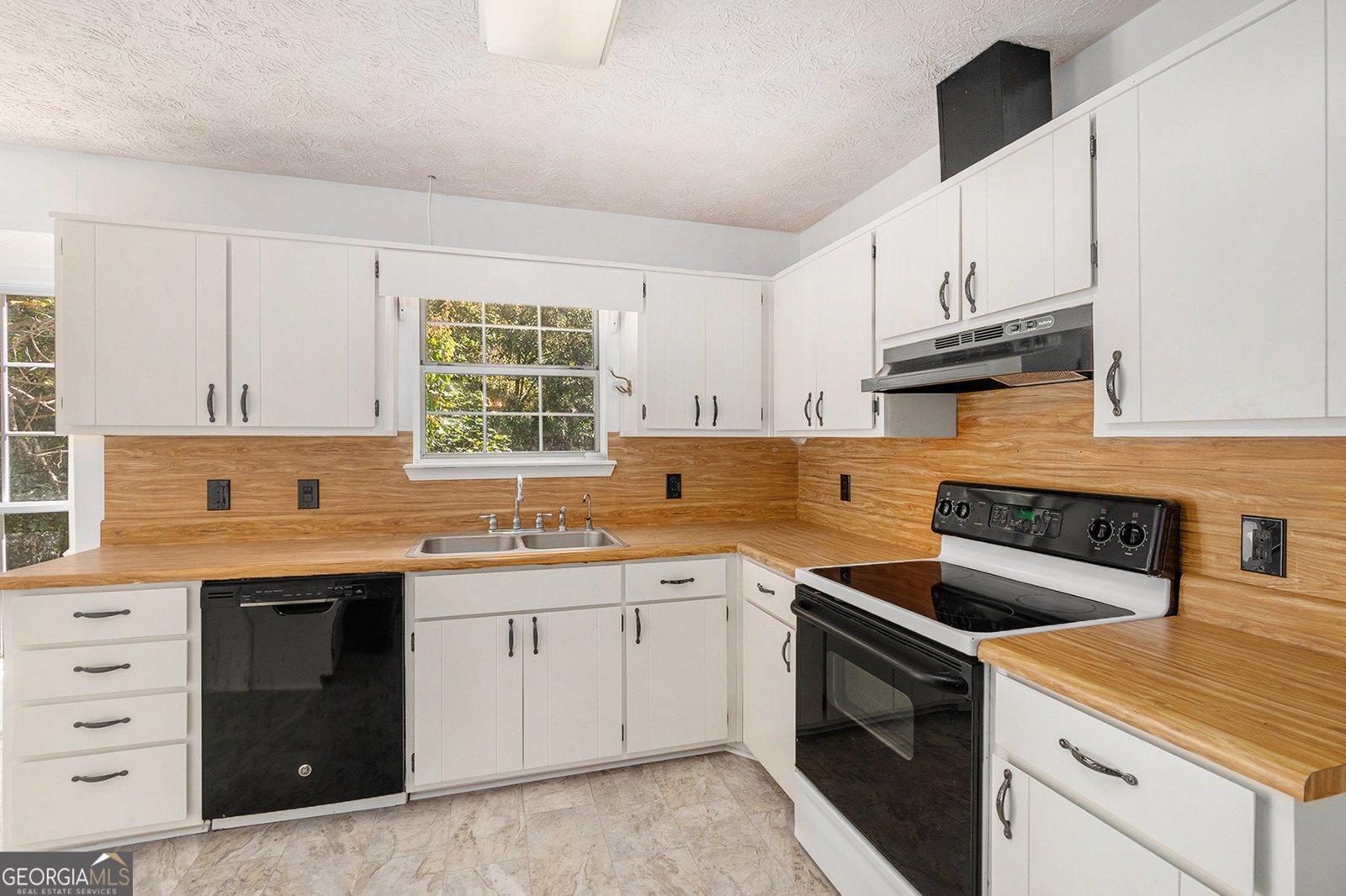 551 Hood Road Stockbridge - 16