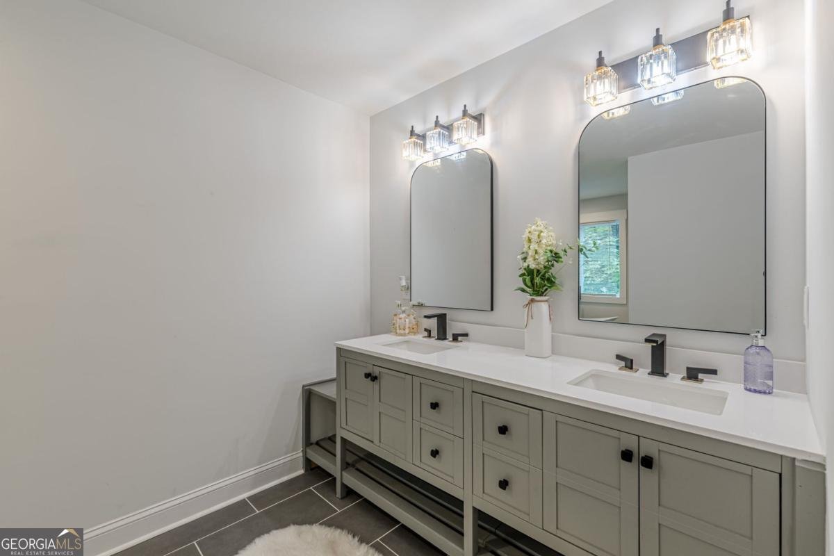 770 Waters Drive Atlanta - 36