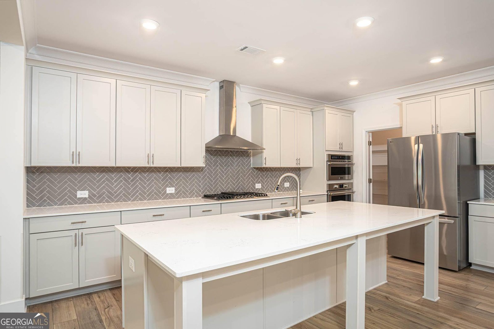 1528 Bedstone Drive Canton - 9