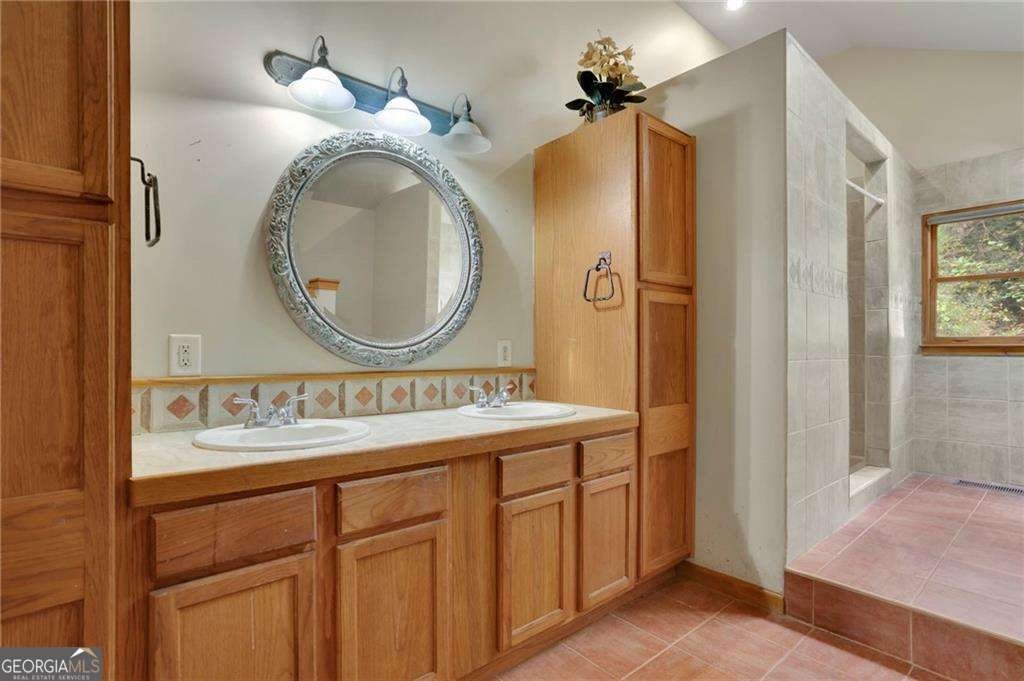 5319 Haynes Creek Drive Loganville - 34