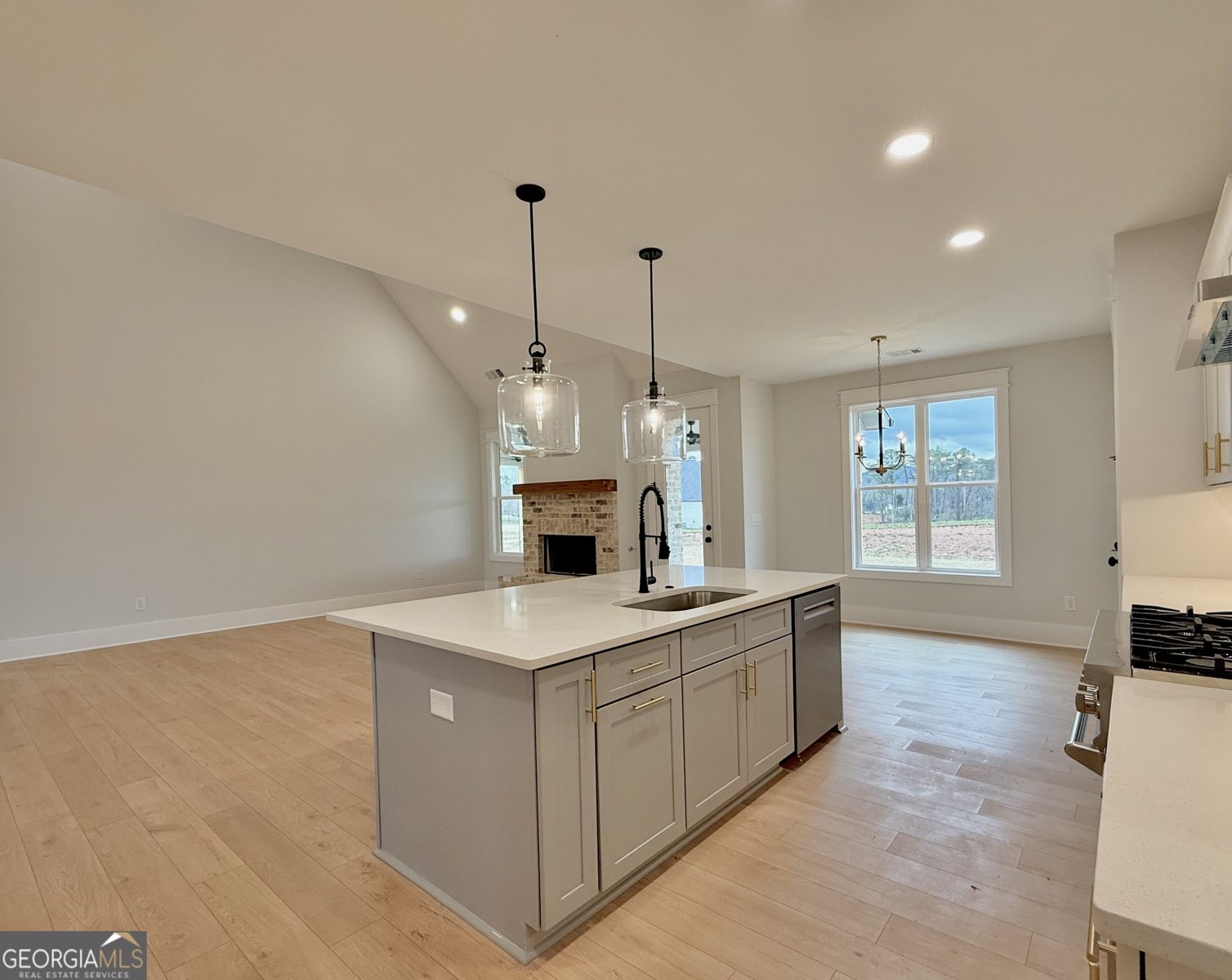 301 Eminence Peak Rydal - 22