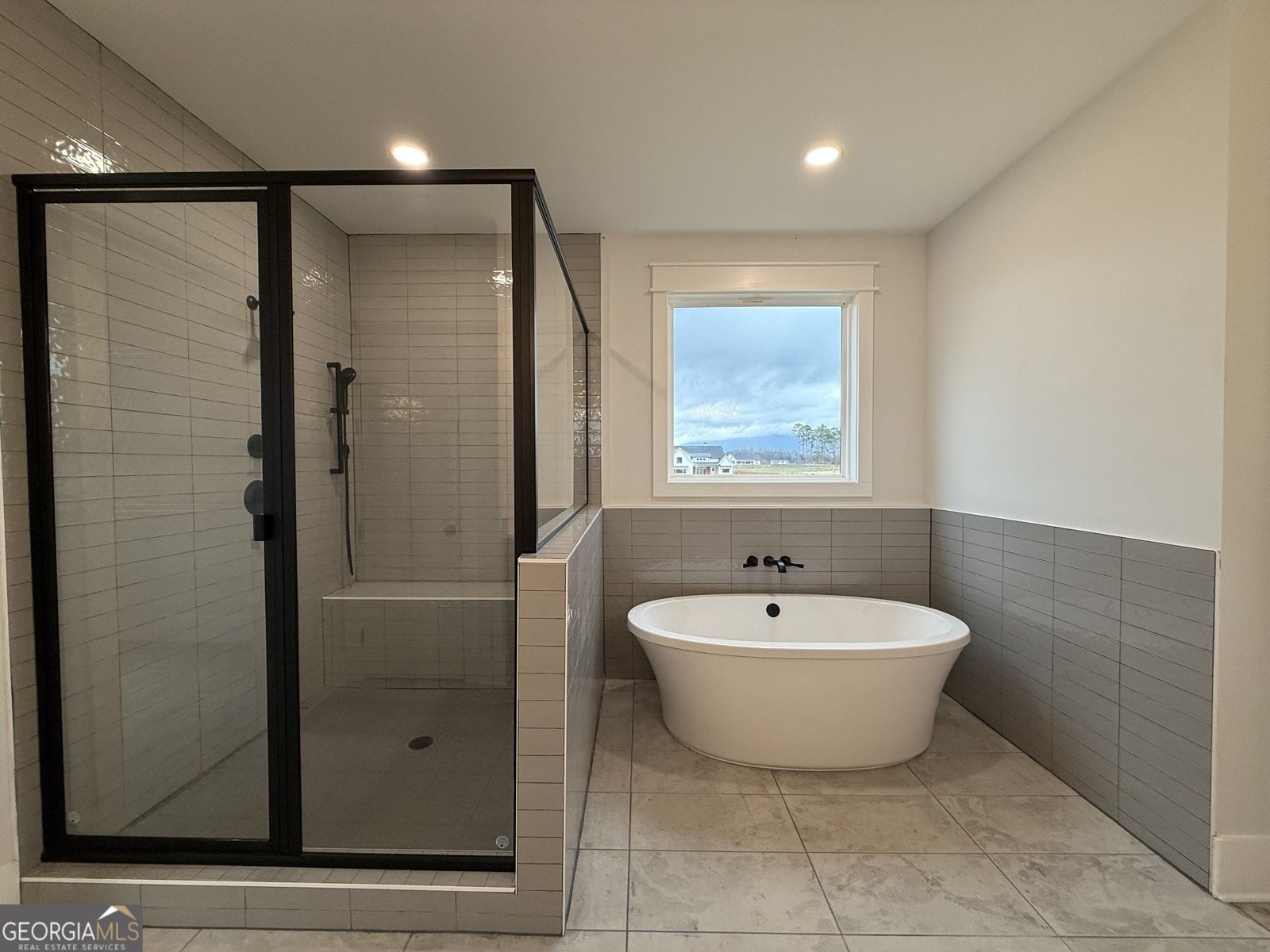 301 Eminence Peak Rydal - 32