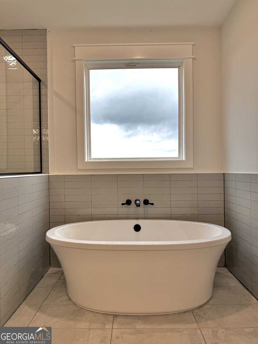 301 Eminence Peak Rydal - 34