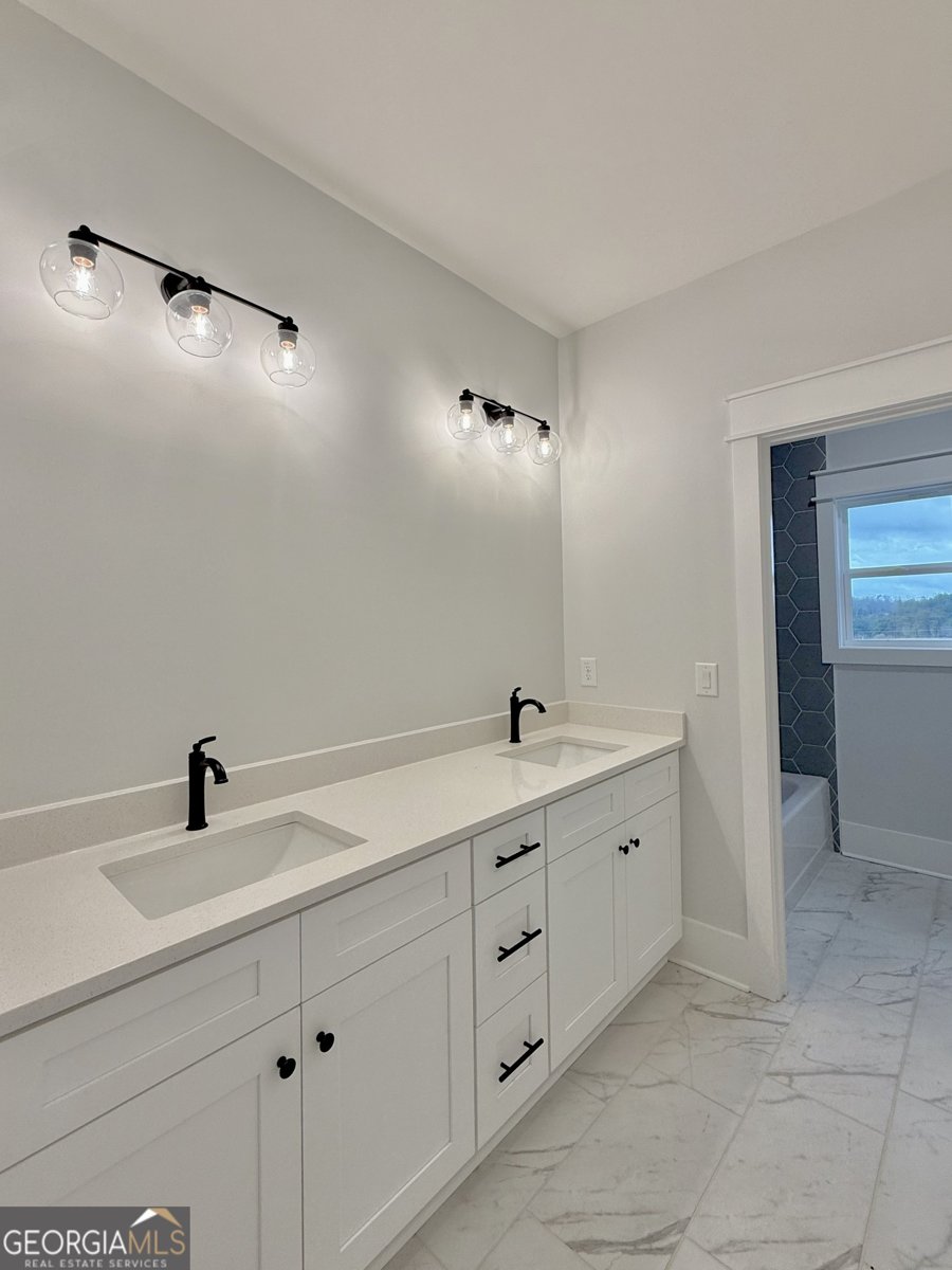 301 Eminence Peak Rydal - 45