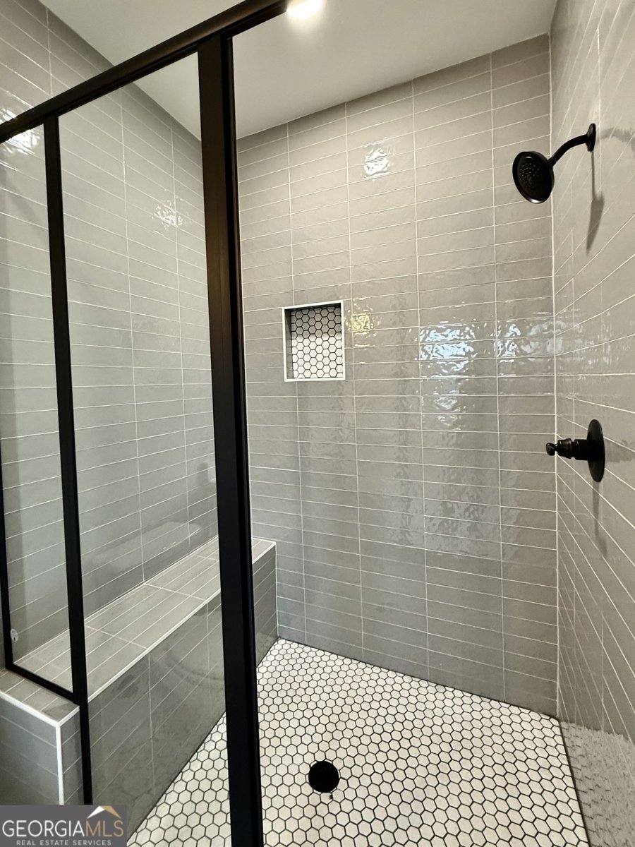 301 Eminence Peak Rydal - 50