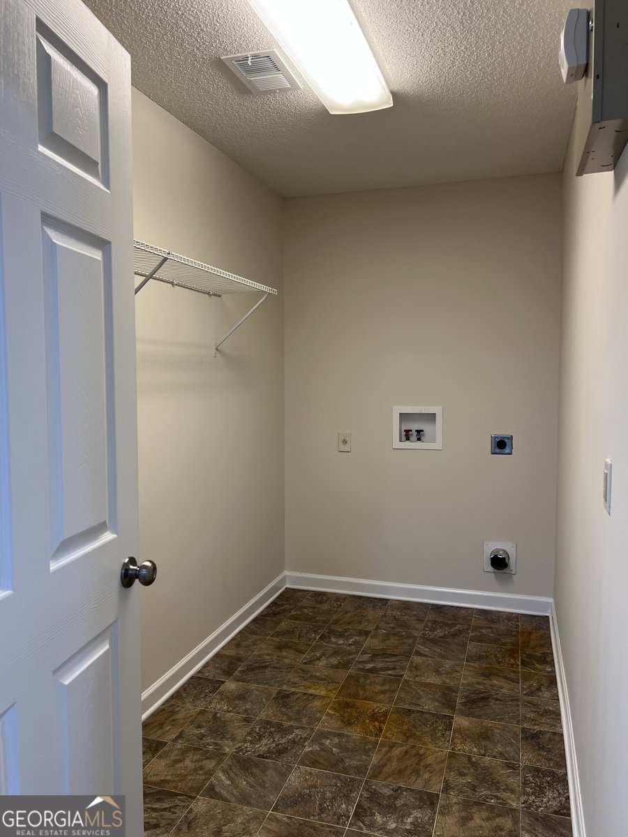 1512 Academy Avenue Dublin - 12