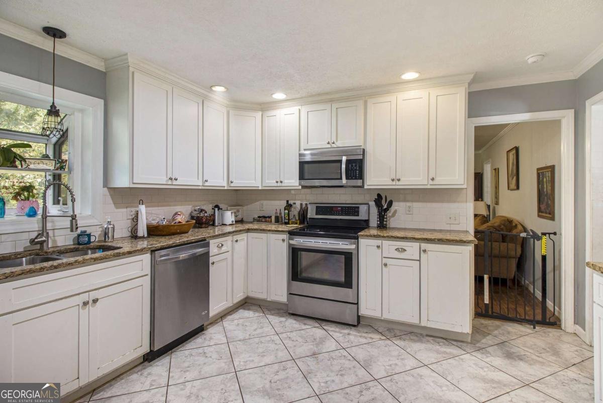 32 Donley Drive Rome - 13