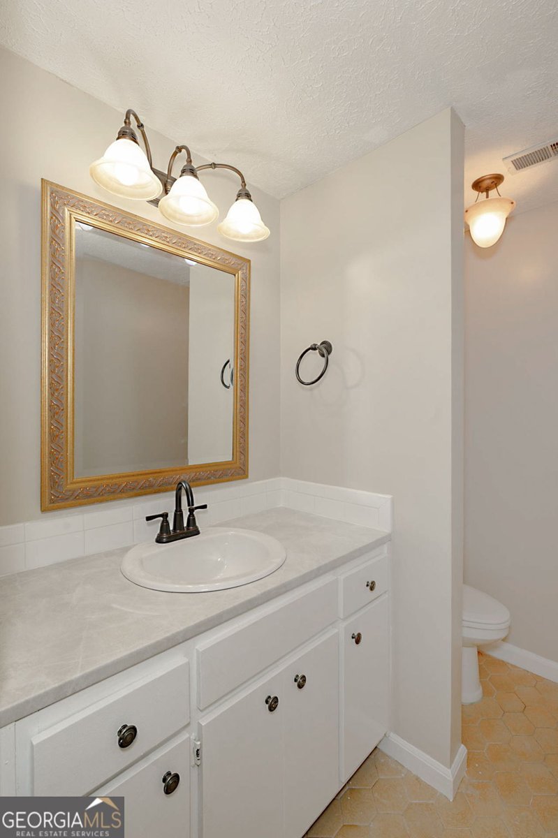 6101 River Road Columbus - 6