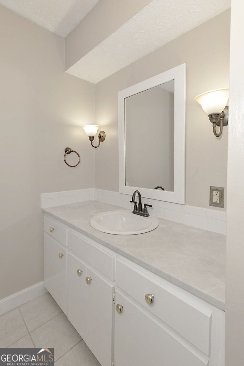 6101 River Road Columbus - 7