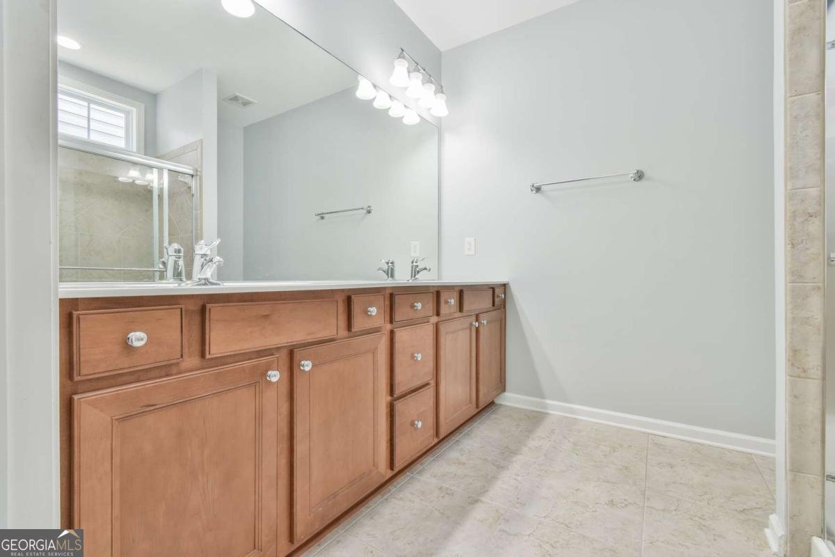 6223 Ivy Stone Way Hoschton - 9
