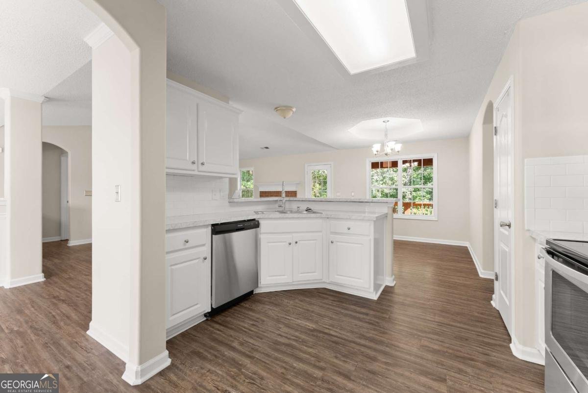 845 Brandon Drive Winder - 10