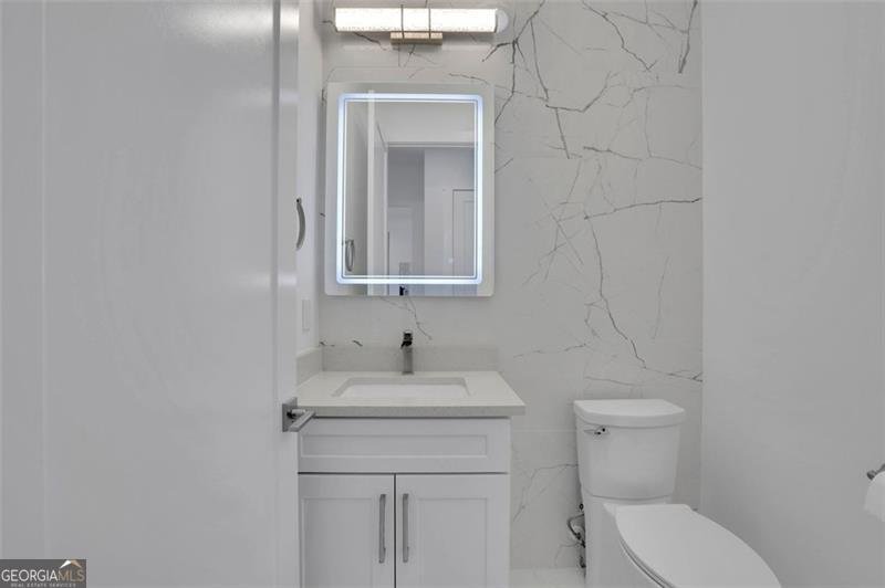 2964 OLD PEACHTREE Road Dacula - 24