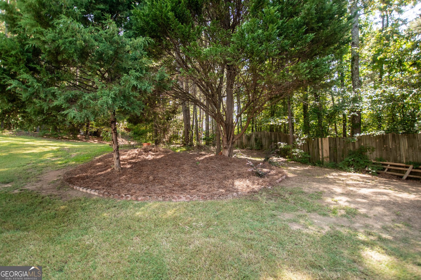 4971 Cliff Top Drive Loganville - 44
