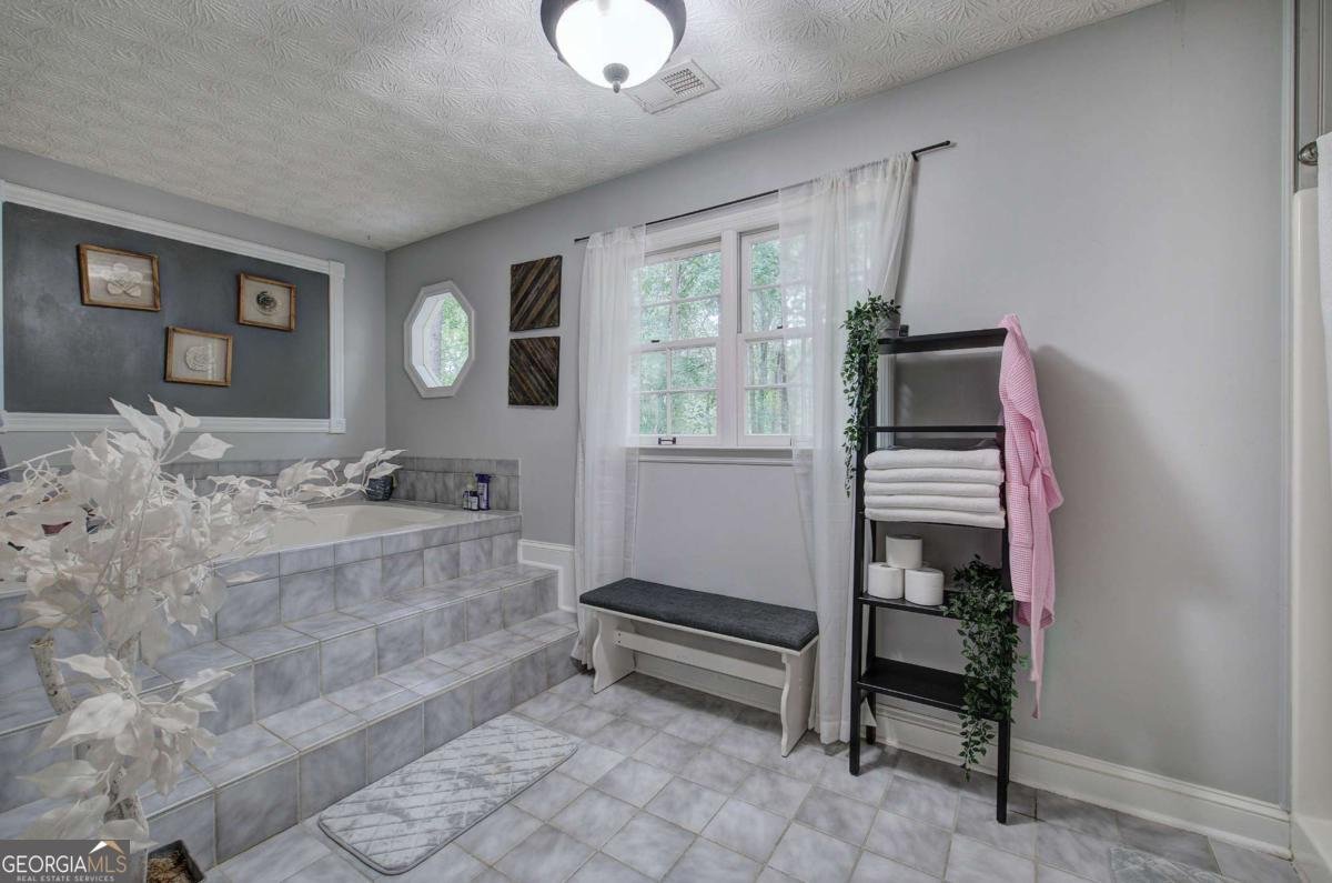 5036 India Lake Drive Acworth - 38