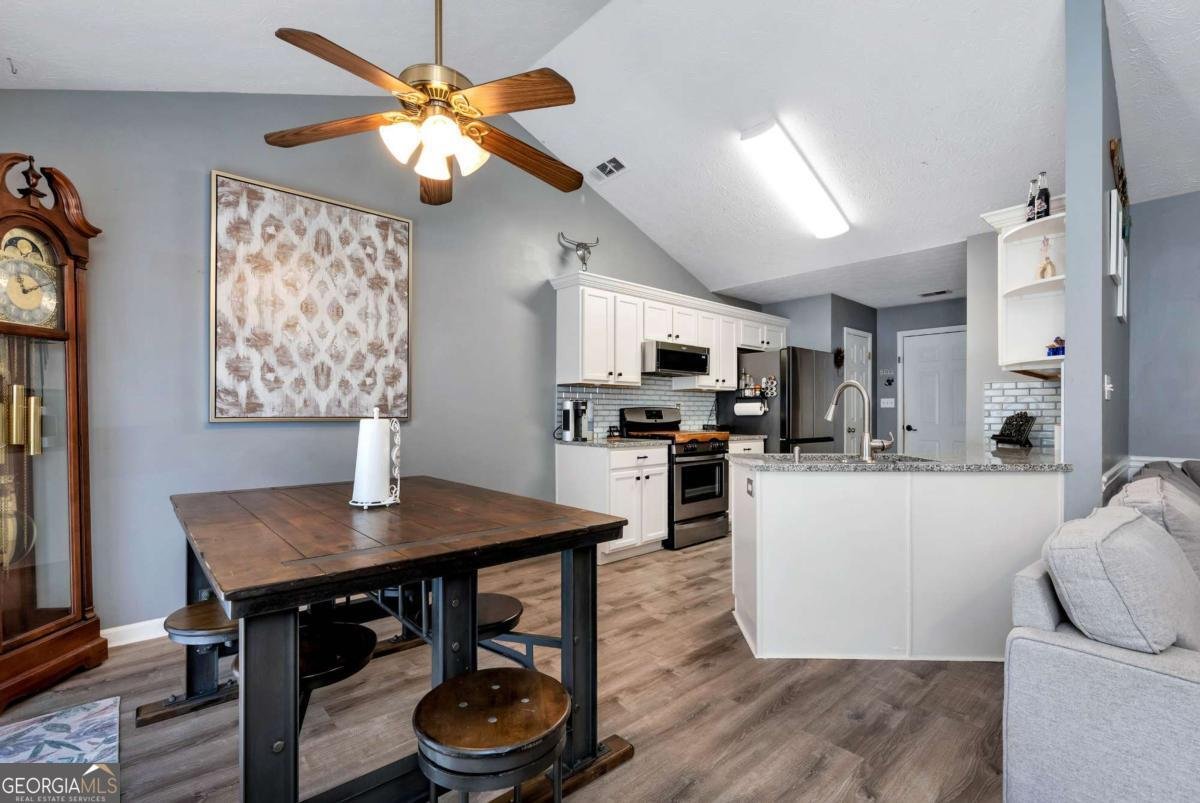 5503 Amber Cove Way Flowery Branch - 2