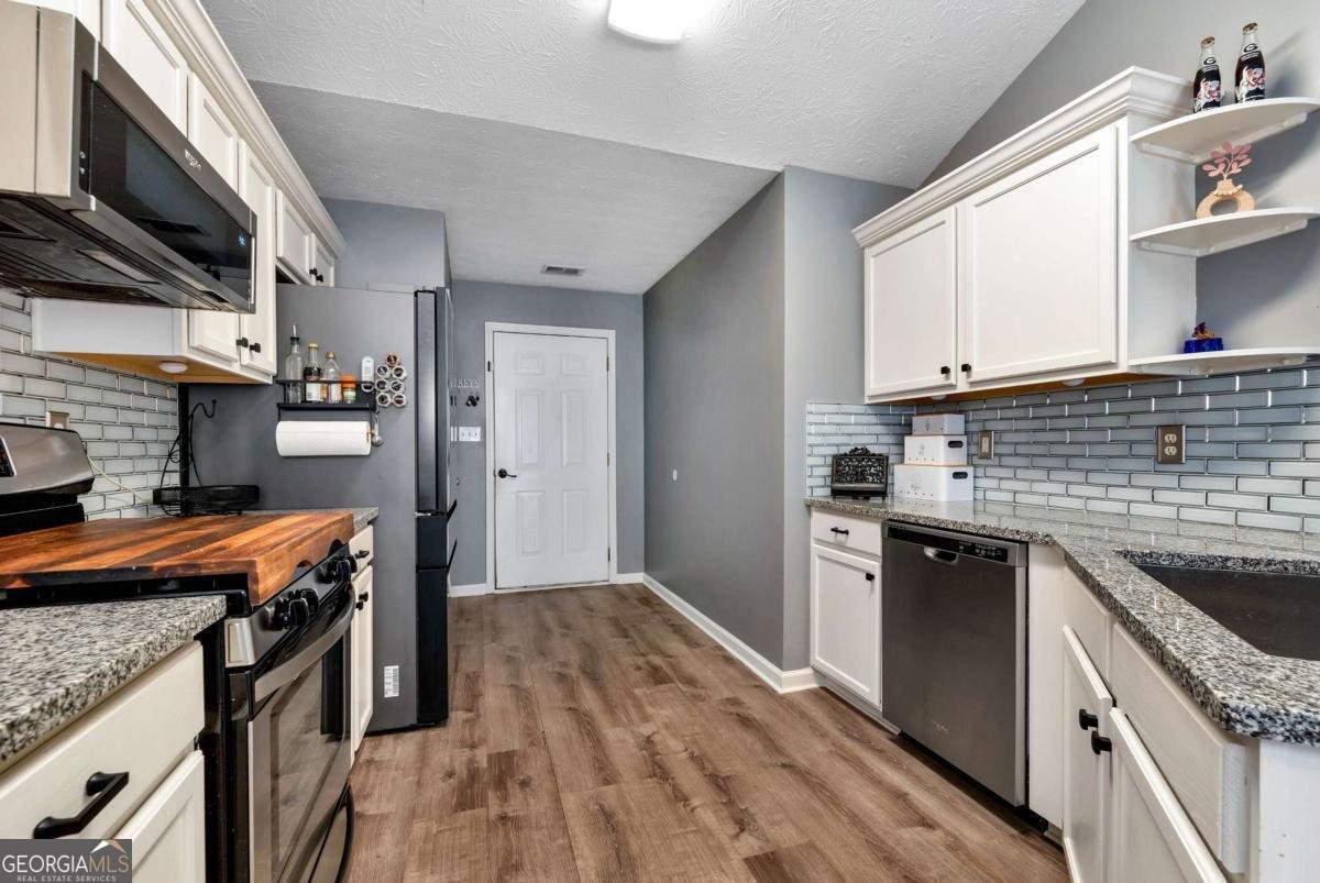 5503 Amber Cove Way Flowery Branch - 4