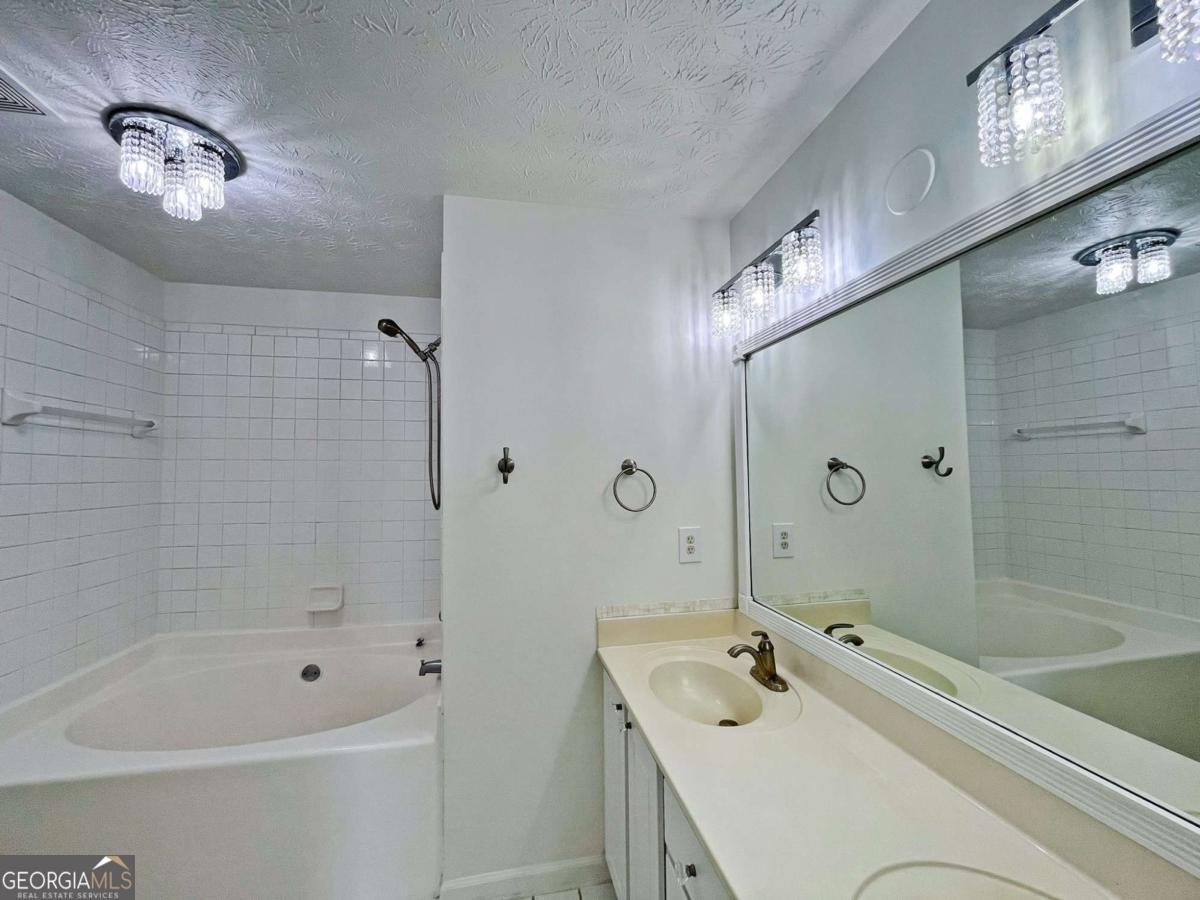 755 Abbotts Mill Court Duluth - 5