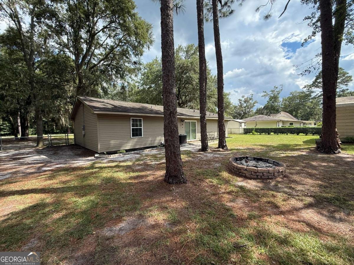 1091 Kelly Drive Hinesville - 35