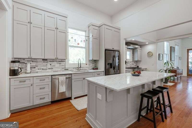 255 Bloomfield Street Athens - 10