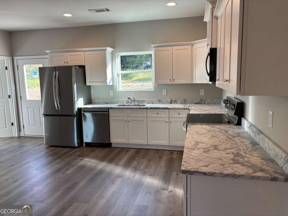 1433 MOUNT OLIVE CHURCH Road Dahlonega - 8