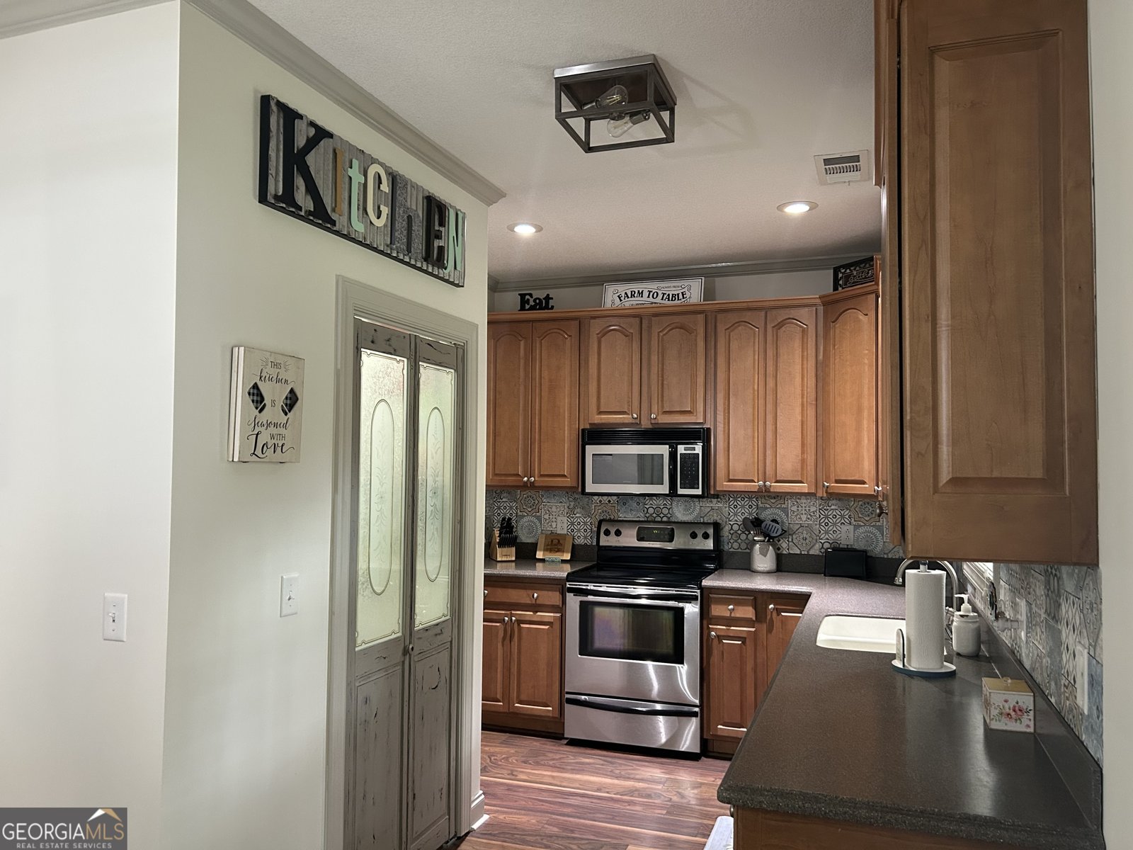 94 24th Avenue Eastman - 14