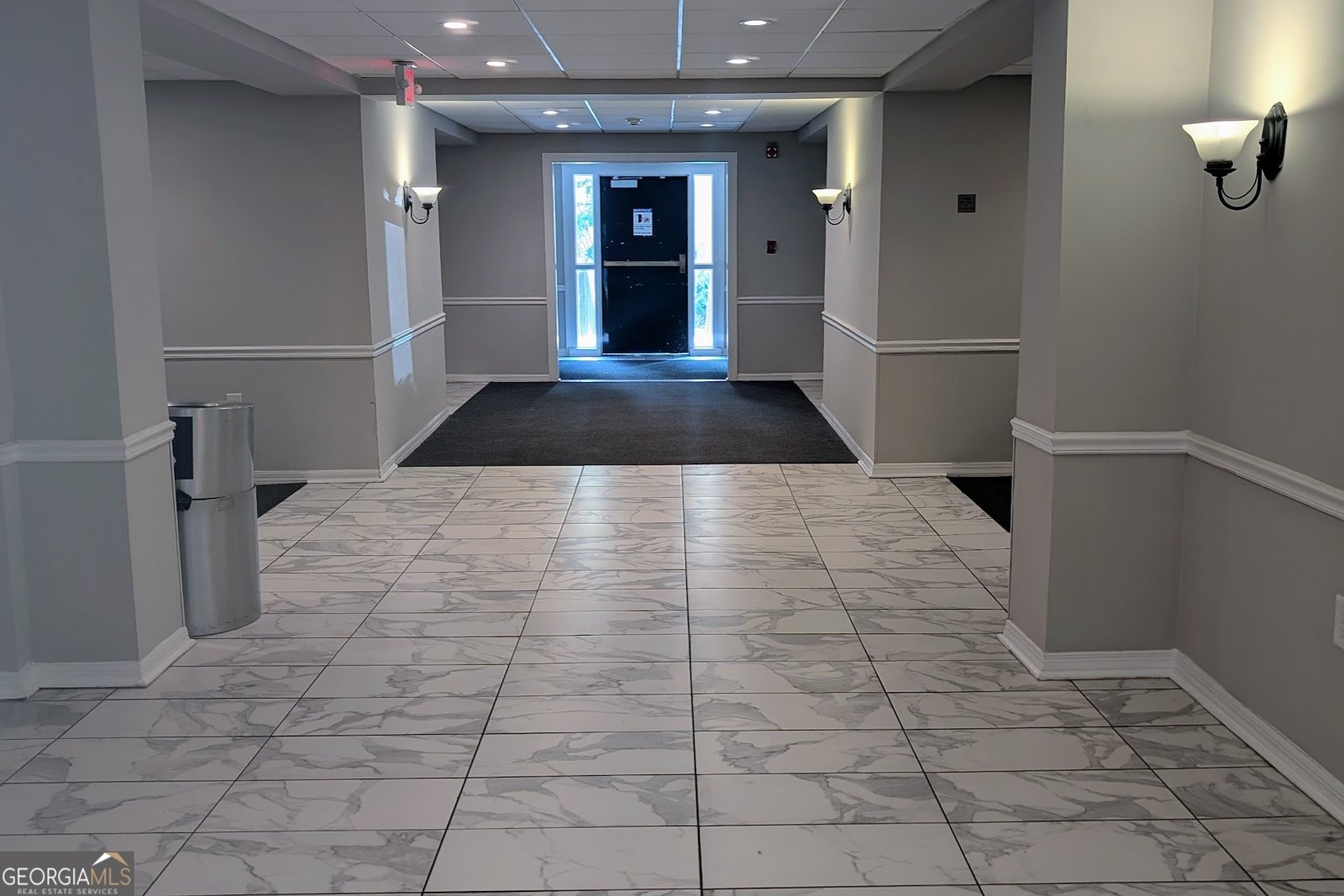 3655 HABERSHAM Road Atlanta - 16