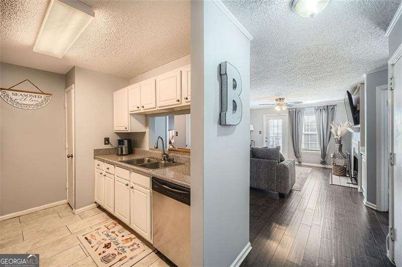 3655 HABERSHAM Road Atlanta - 4