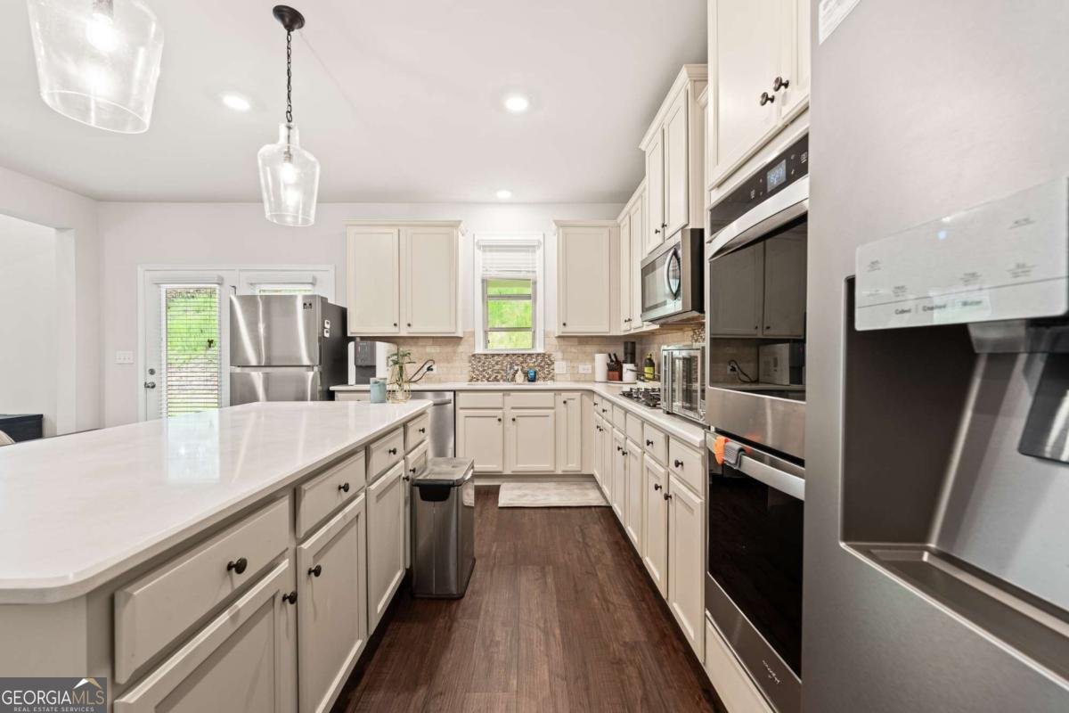 5065 Cooper Farm Drive Buford - 23