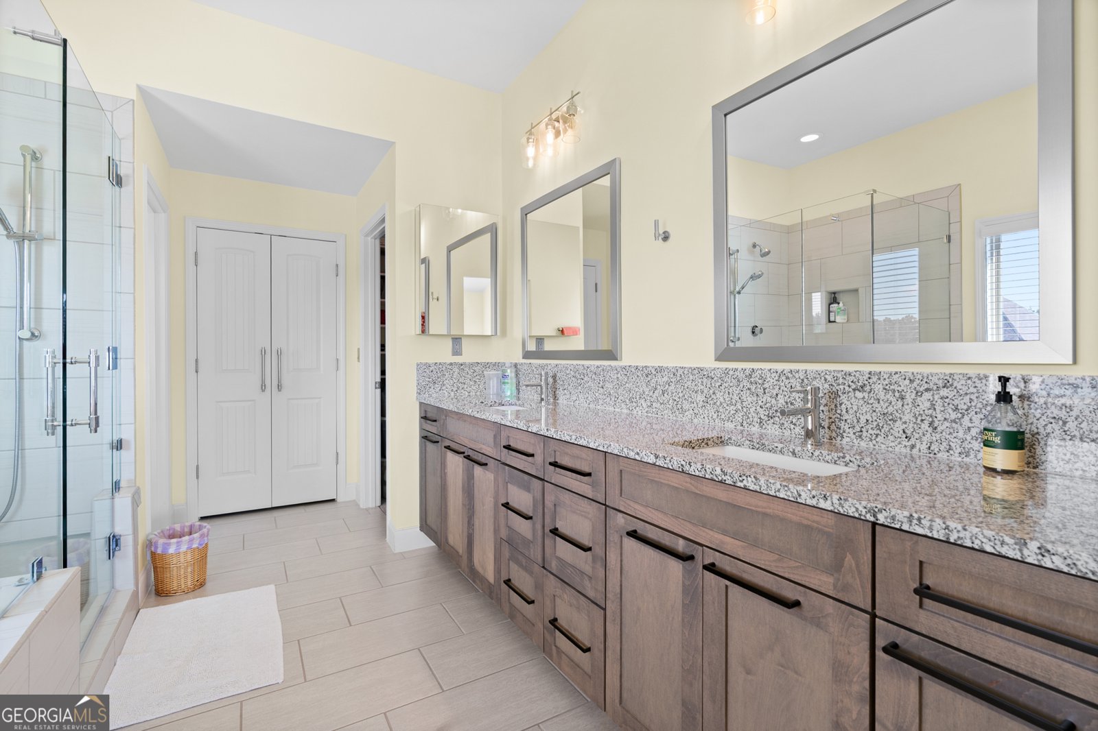 4350 Thacker Lane Suwanee - 40
