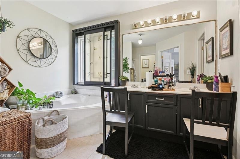 402 Towne Valley Drive Woodstock - 17