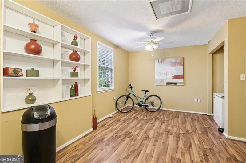 402 Towne Valley Drive Woodstock - 26