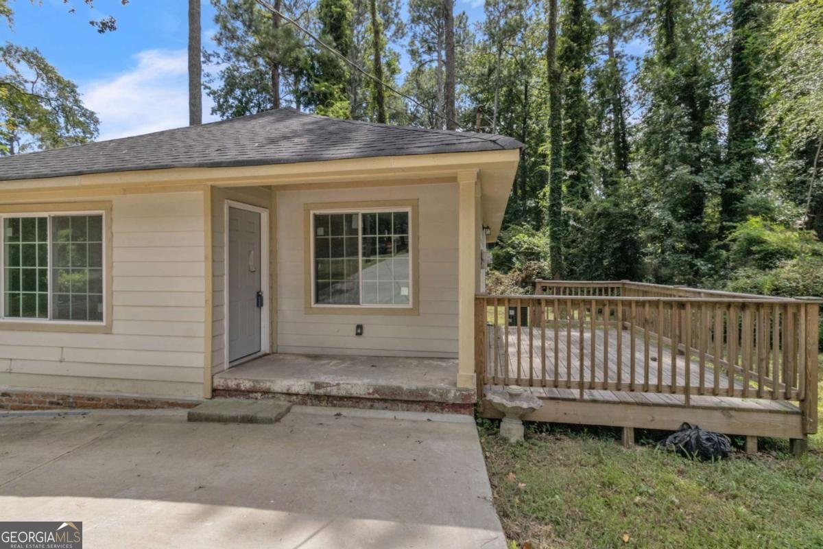 332 Lee Street Forest Park - 1