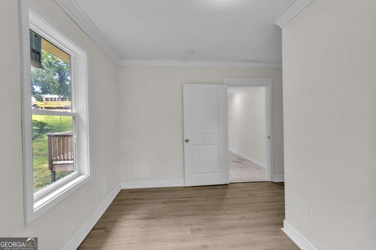 332 Lee Street Forest Park - 16