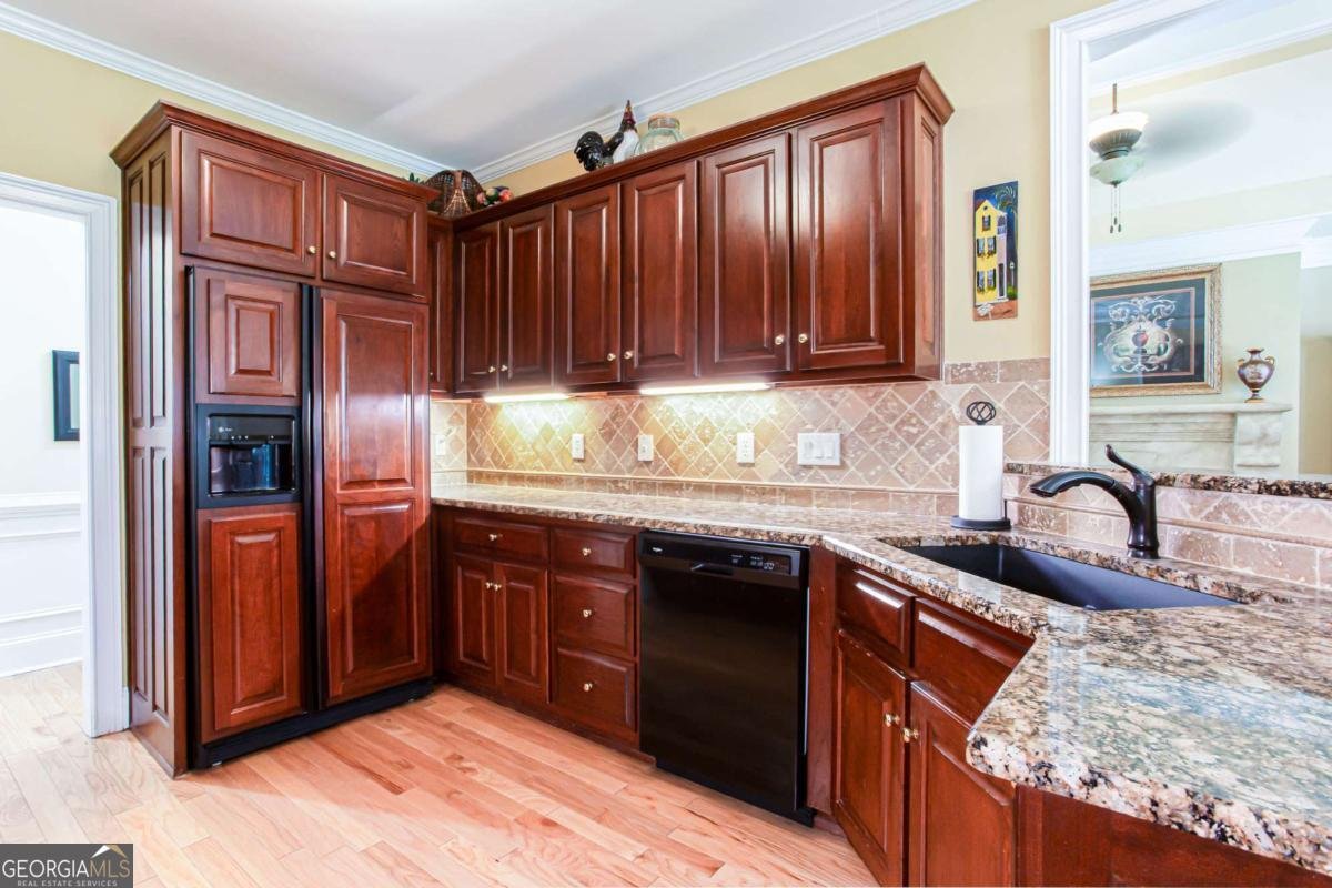 2100 Glenhurst Drive Snellville - 23