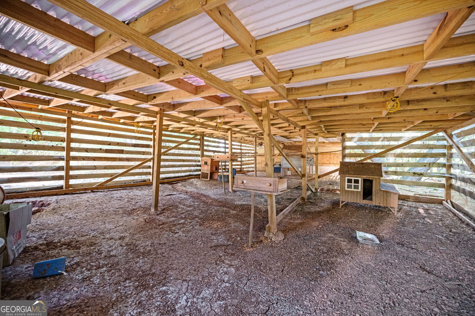 220 Saddle Ridge Way Fayetteville - 35