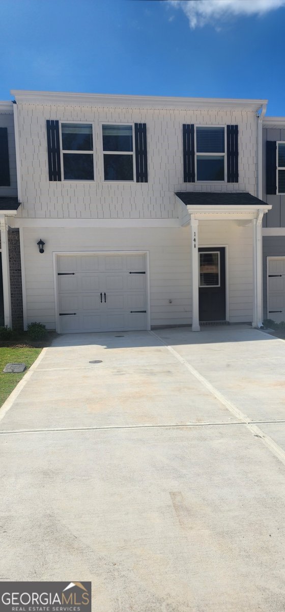 141 VILLAGE GREEN Drive Adairsville - 1