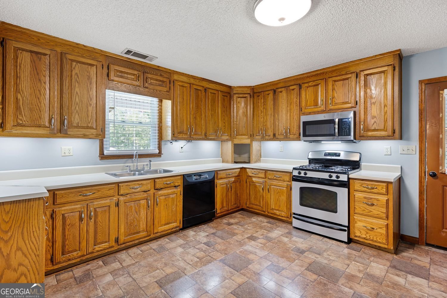 986 Braswell Mountain Road Dallas - 14