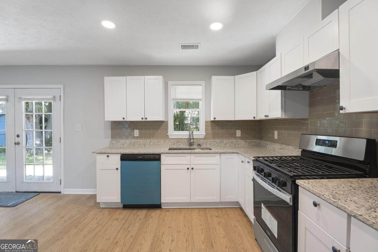 2436 Rex Road Ellenwood - 11