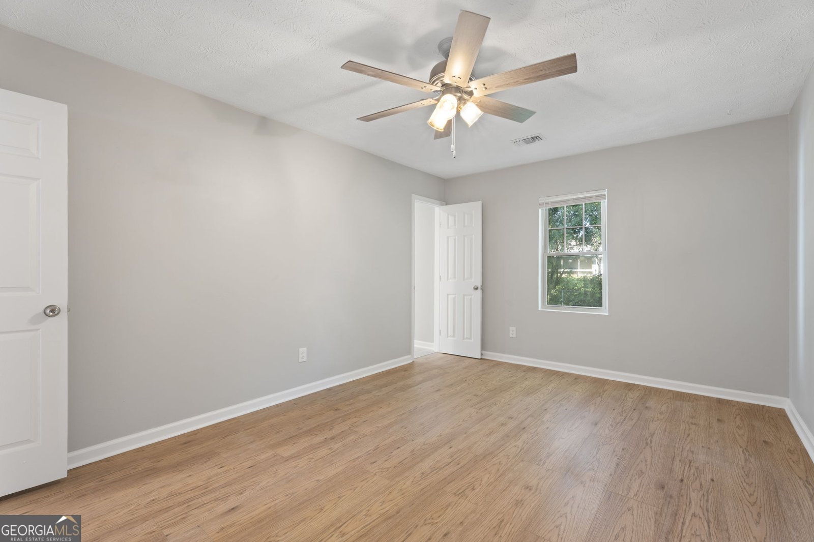2436 Rex Road Ellenwood - 23