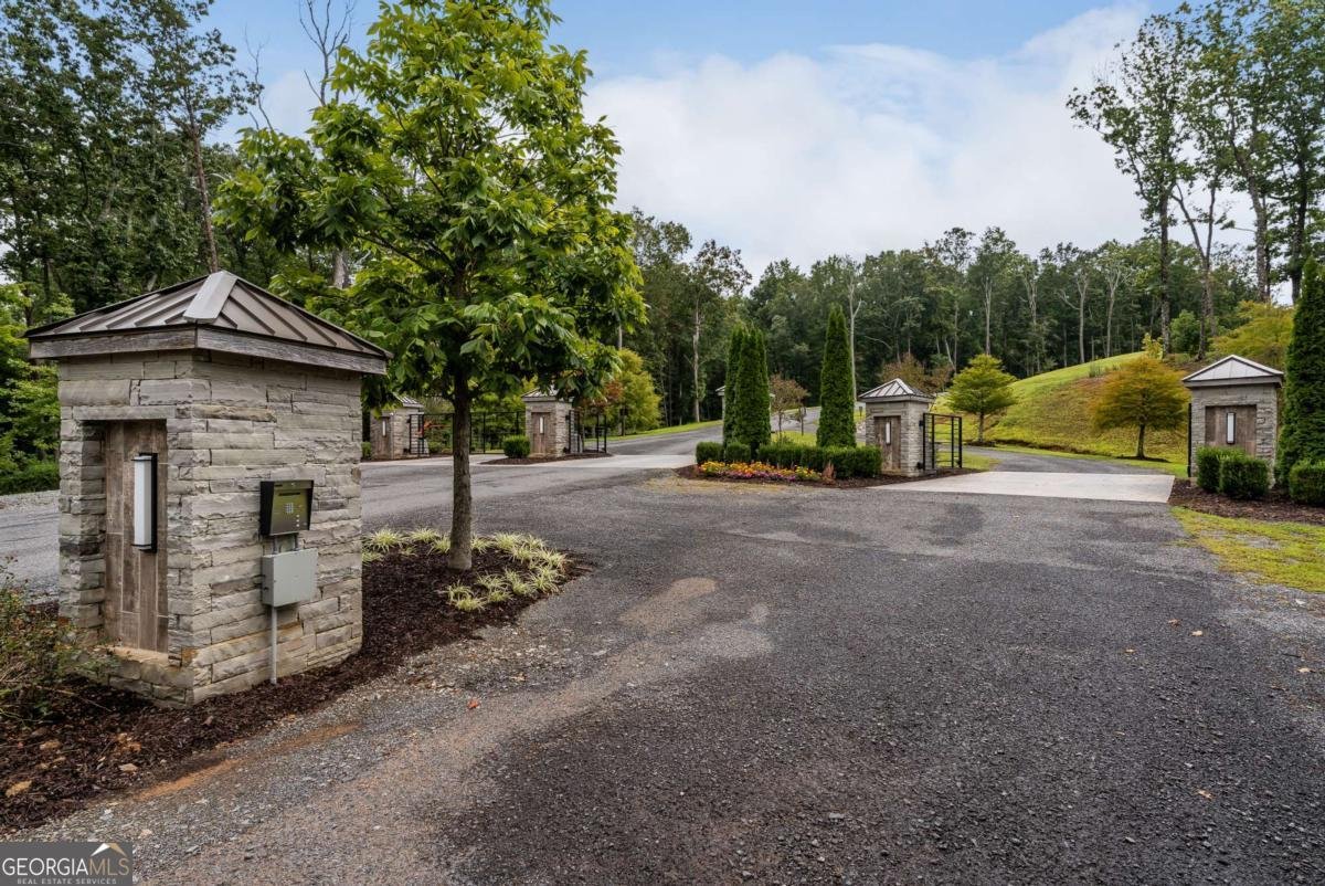 1450 Twisted Oak Road Talking Rock - 36