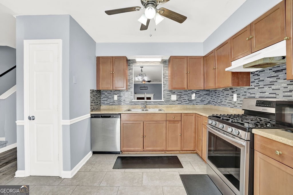 5582 Stonington Trace Parkway Stone Mountain - 9