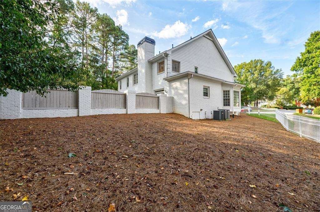 160 Savannah Estates Drive Sandy Springs - 28