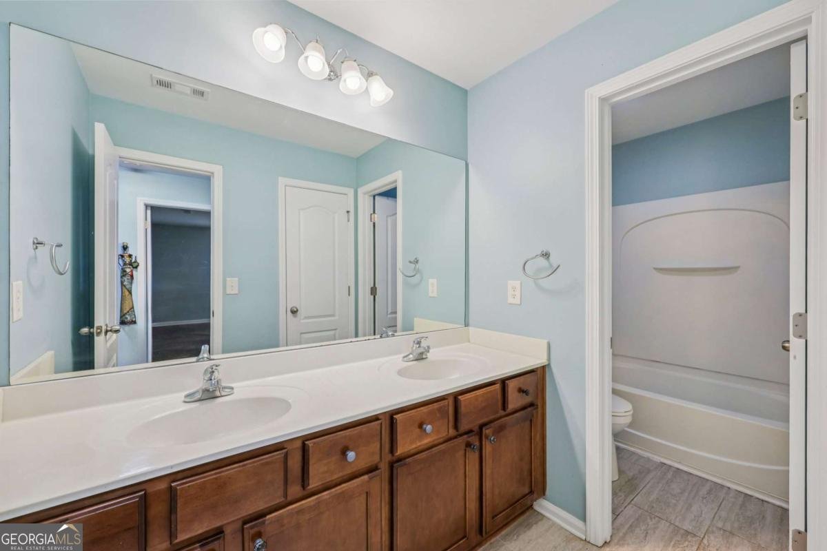 6879 Downs Avenue Johns Creek - 9